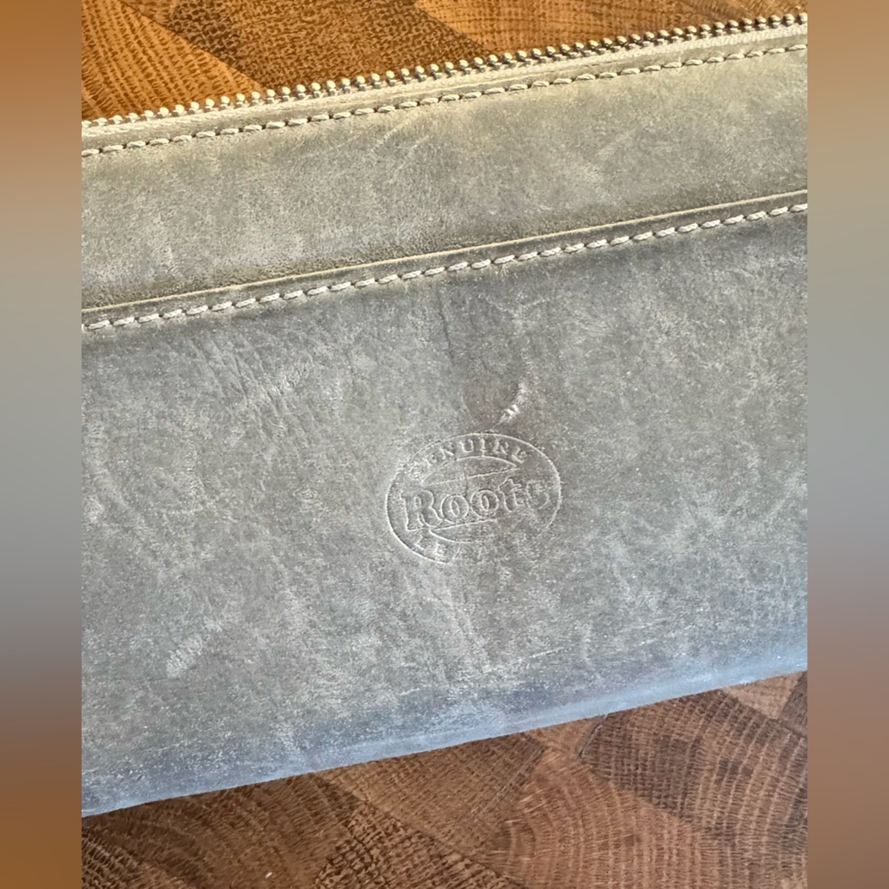 Gray Roots Leather Wallet - Picture 4 of 4